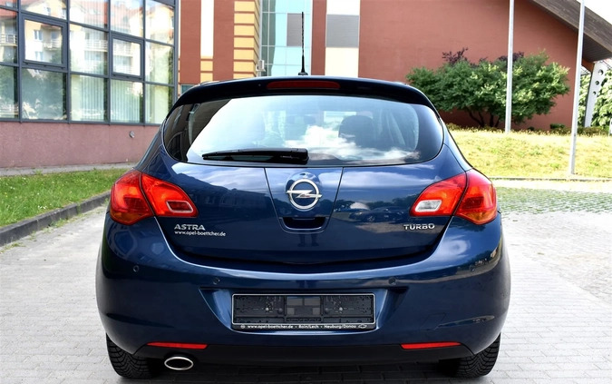 Opel Astra cena 26900 przebieg: 207121, rok produkcji 2012 z Elbląg małe 781